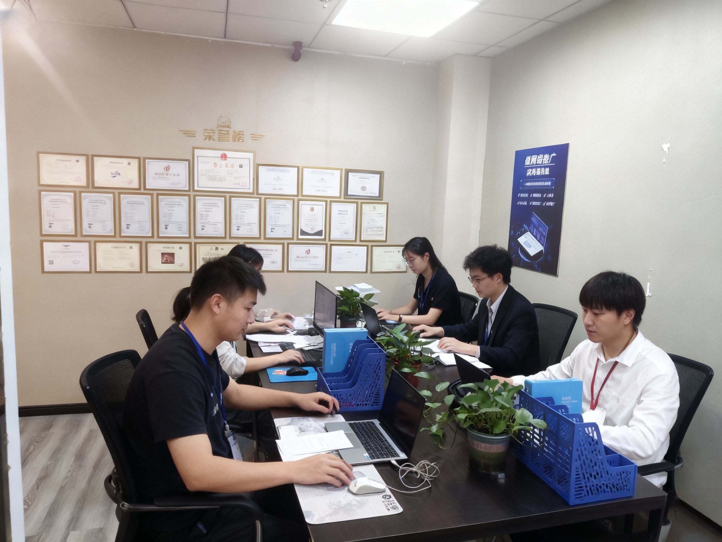 工作场景实拍照片